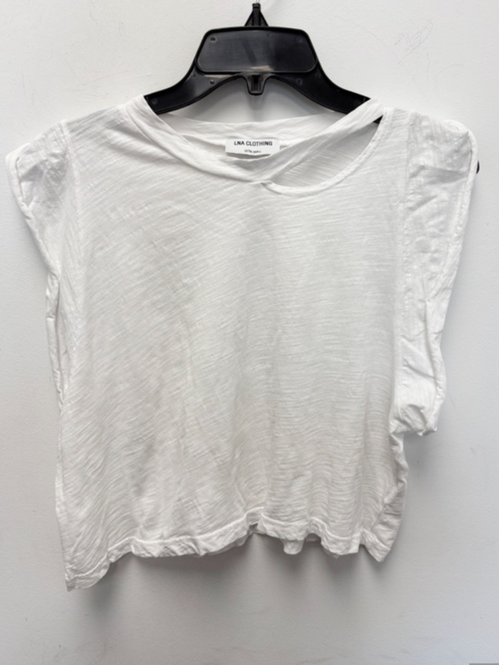 LNA cutout Tee